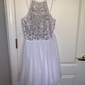 White Quince/Prom Dress